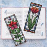 Patrón de punto de cruz – Set de Marcapáginas Tulipán y Rosa de Invierno | estilo vidriera | Marcapáginas | Bordado floral moderno| Liliss