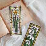 Patrón de punto de cruz – Set de Marcapáginas Narciso y Campanilla de Invierno | estilo vidriera | Bordado floral moderno| Liliss