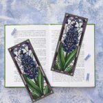 Patrón de punto de cruz – Jacinto estilo vidriera | Marcapáginas | Bordado floral moderno| Liliss