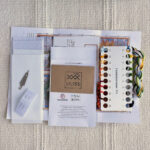 Kit de punto de cruz – Set de 2 marcapáginas Girasol y Azucena